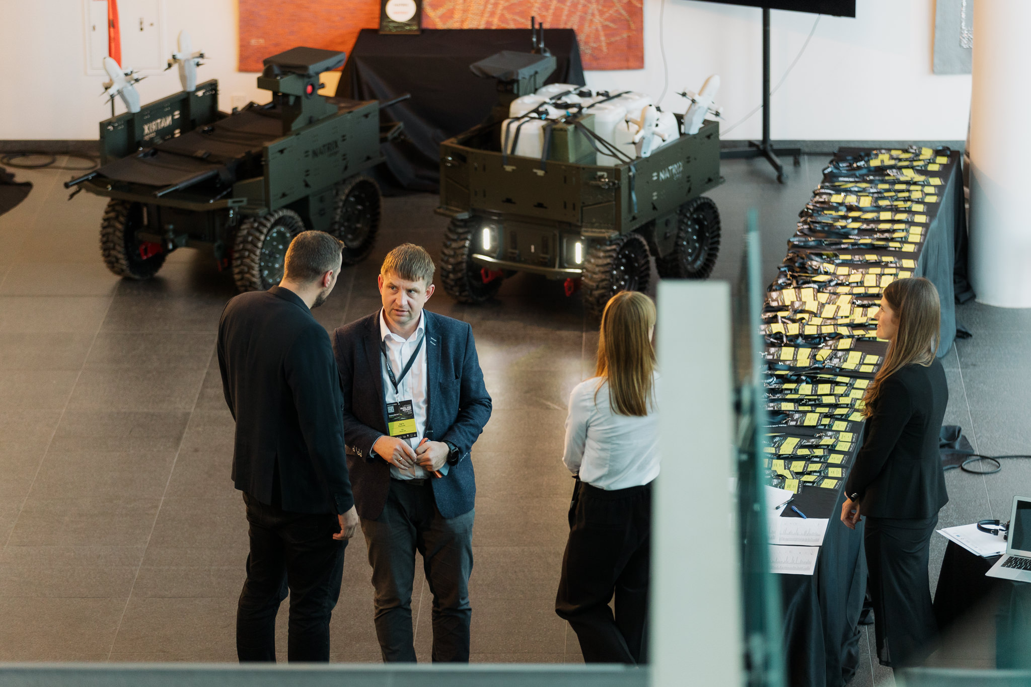 LATVIAN DUAL USE EXPORT FORUM — pasākuma noformējums, Šarmants