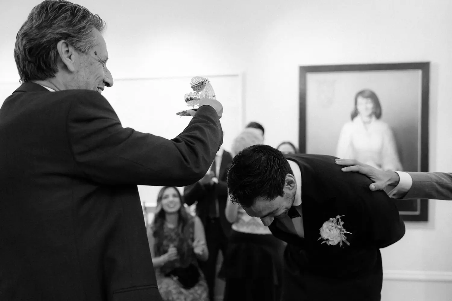 Anda un Kalios — pasākuma noformējums, Šarmants