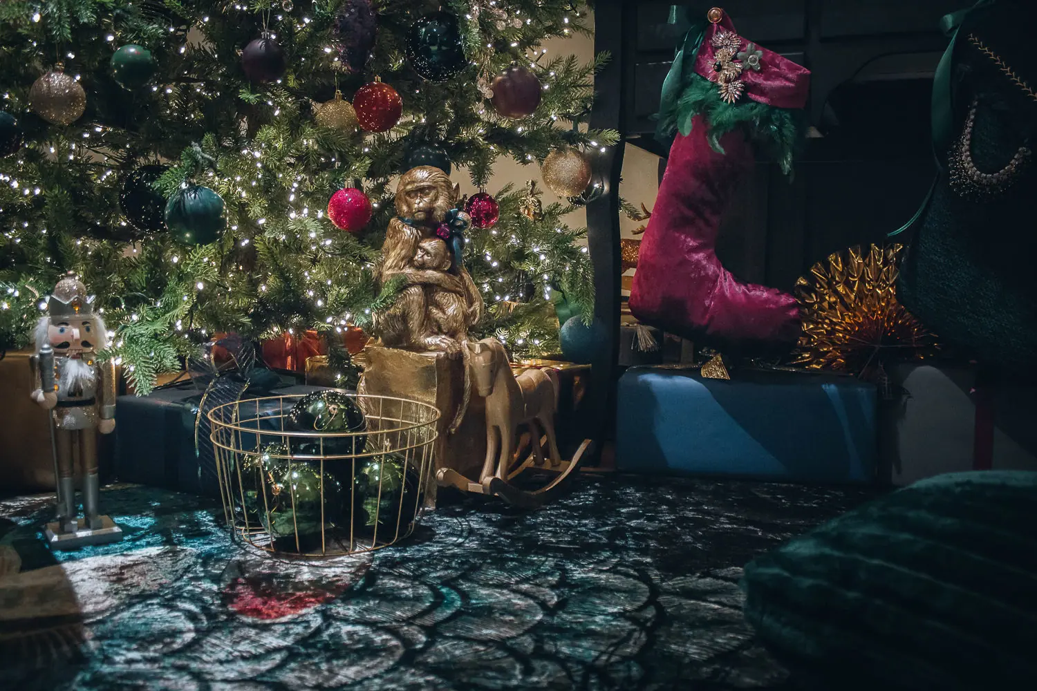 Maestro ziemassvētku foto studija — korporatīvie pasākumi, Šarmants