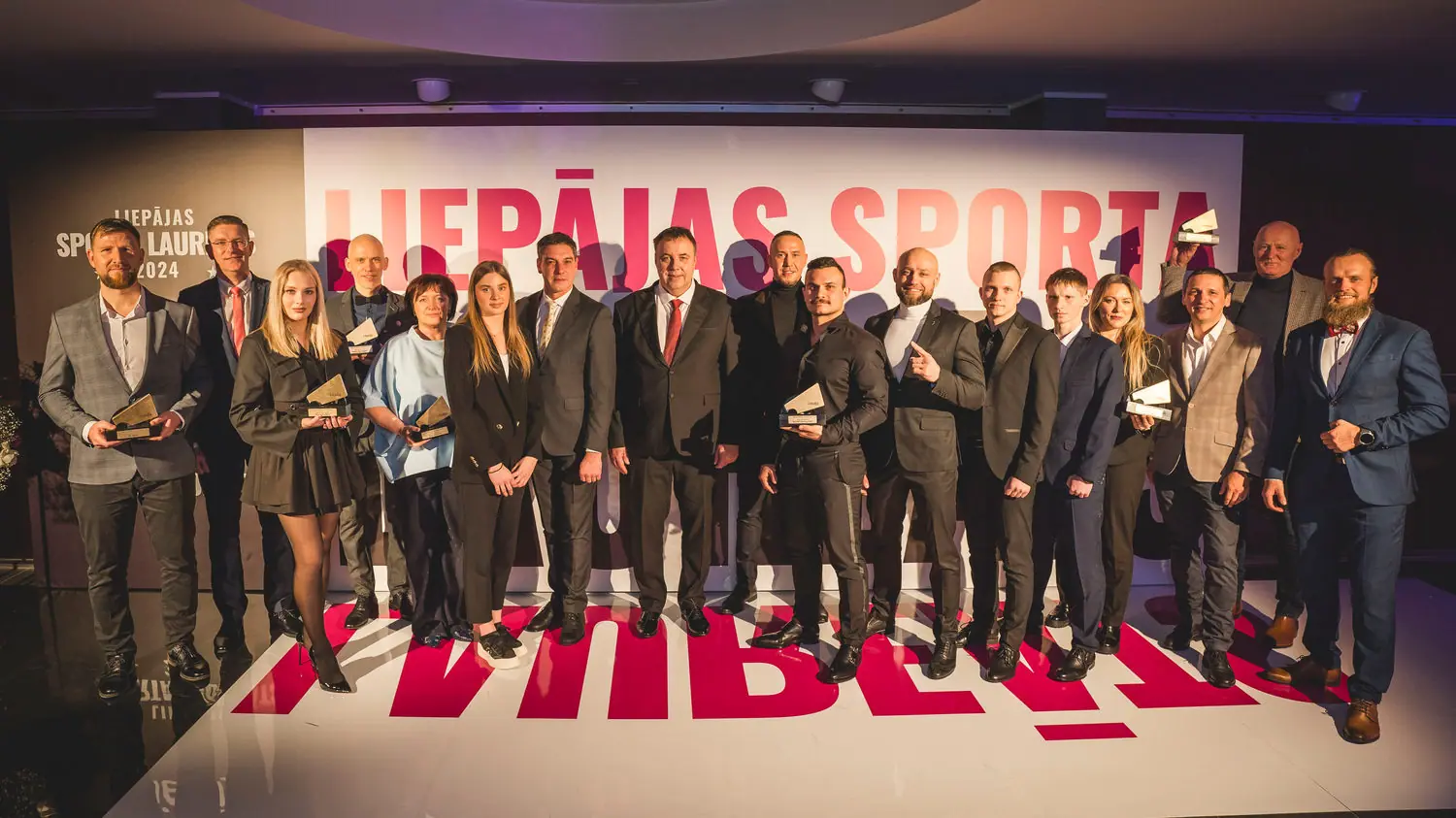 Sporta laureāts 2024 — pasākuma noformējums, Šarmants